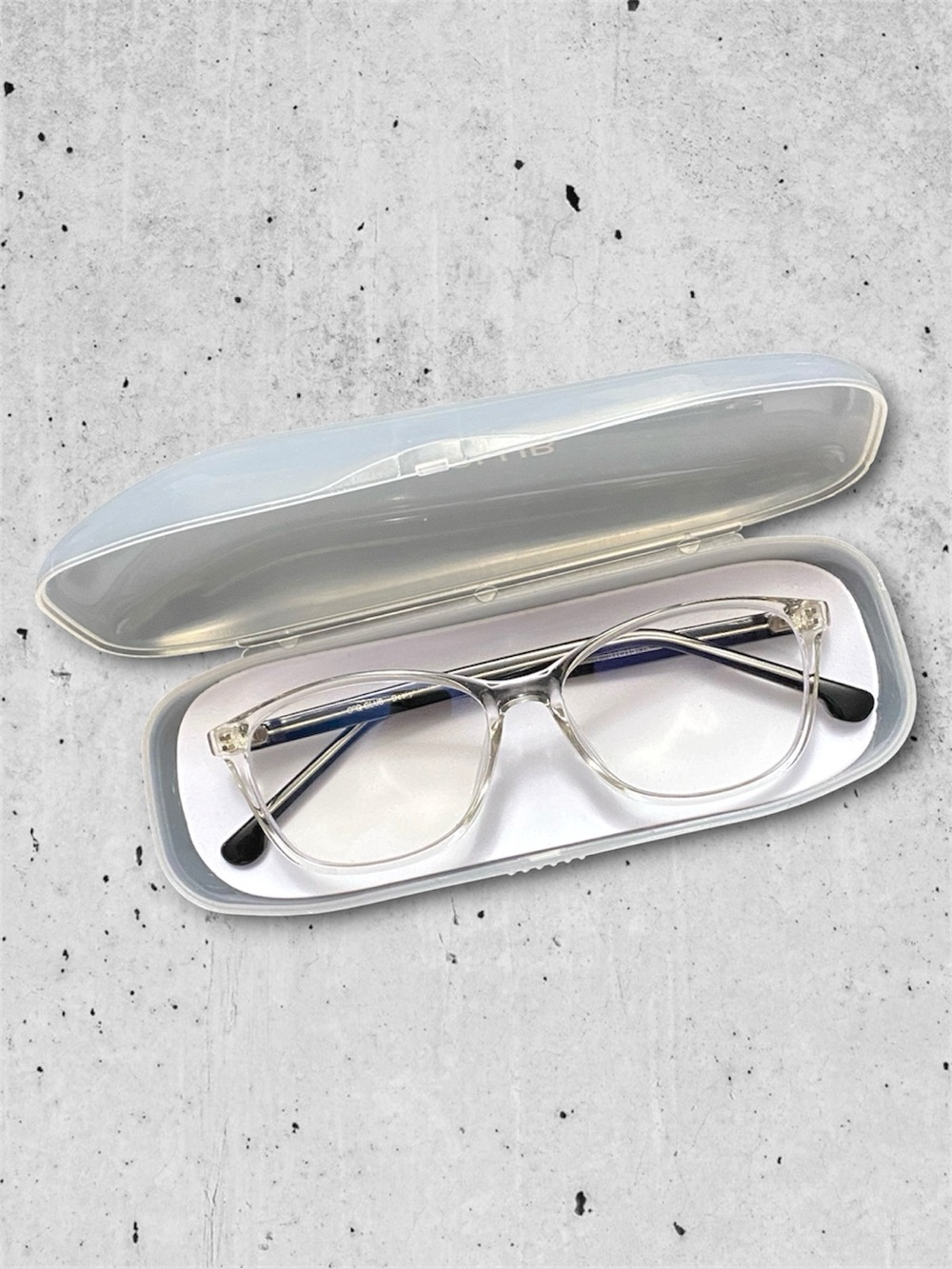 Blue Light Glasses • Clear Frame Glasses with Transparent Protective Case